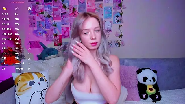 CortneyCane live sex cam