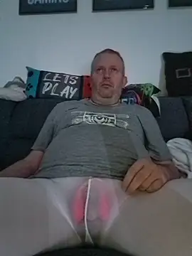 ShyBoy1982 live sex cam