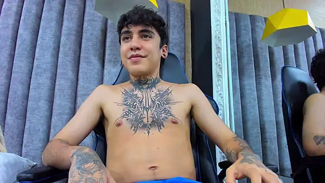 SantiOlsen live sex cam