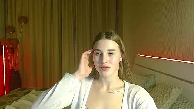 cutie_violet's cam snapshot