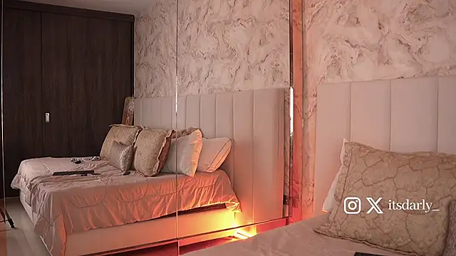 itsdarly live sex cam