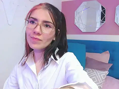 AriLumi's cam snapshot