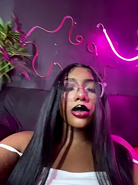 TIFFANYYSTAR live sex cam