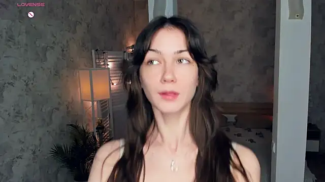 ReneeLippeatt live sex cam