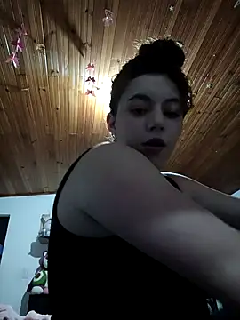 Juanita-30's cam snapshot