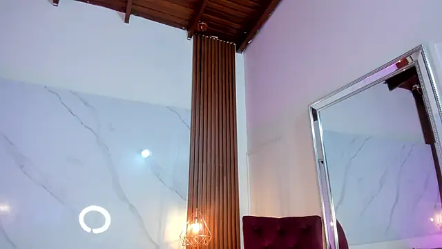 isabella_zc's cam snapshot