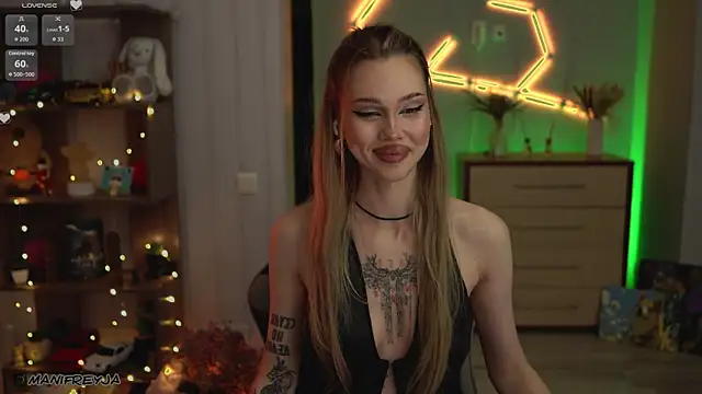 ManiFreyja's cam snapshot