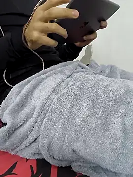 yazin19 live sex cam