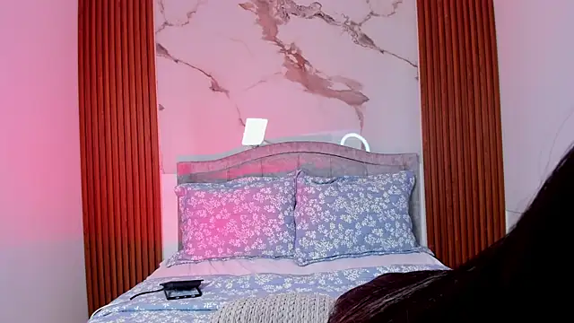 KaliBloom's cam snapshot