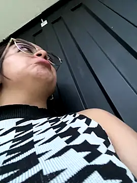 HANNAHBAKER00's cam snapshot