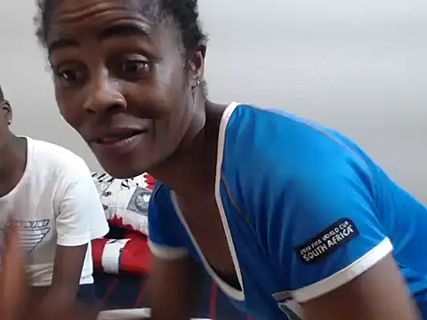 sexyboobae2's cam snapshot