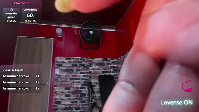 sascha_castillo's cam snapshot