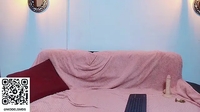 luna___'s cam snapshot