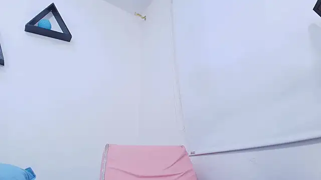 timkerbell_'s cam snapshot