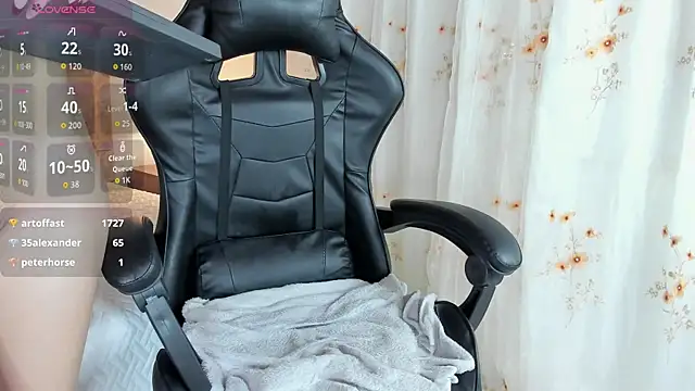 celeste_collins_'s cam snapshot