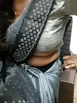 Tamilmallu-duskygirl03's cam snapshot