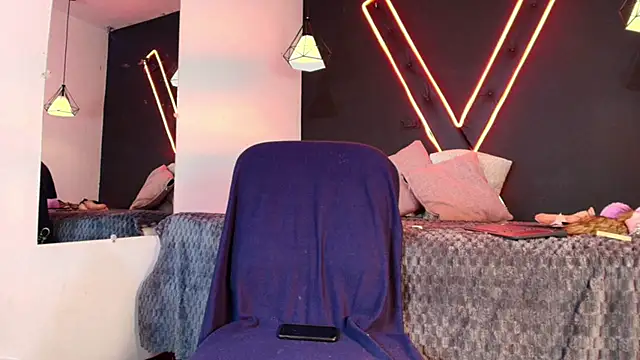 cookie_bit's cam snapshot