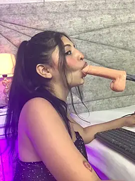 RouseSweet's cam snapshot