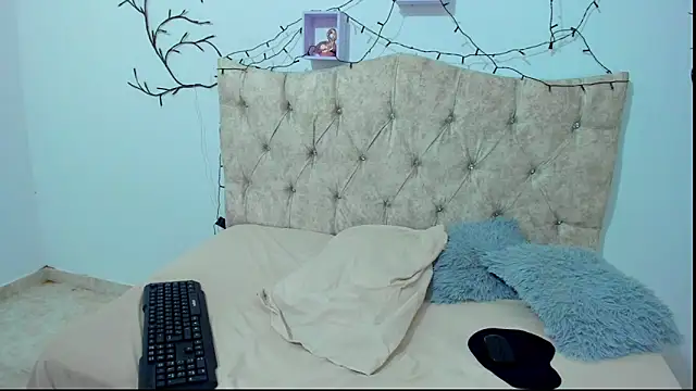 TerryGrace's cam snapshot