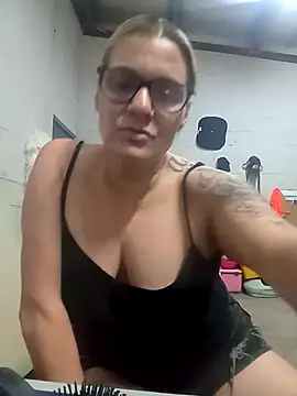 llASHll's cam snapshot