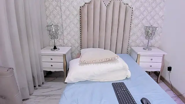 fallon_grey's cam snapshot