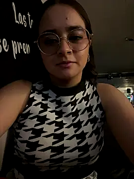 HANNAHBAKER00's cam snapshot