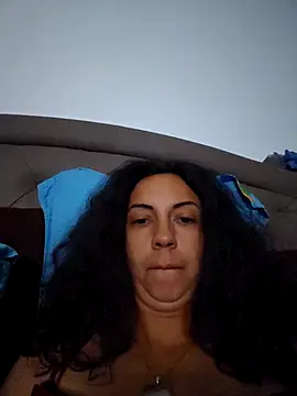 naughty69curls's cam snapshot