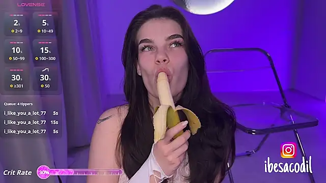 adriana_allien's cam snapshot