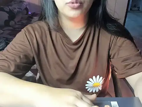 Divya68's cam snapshot