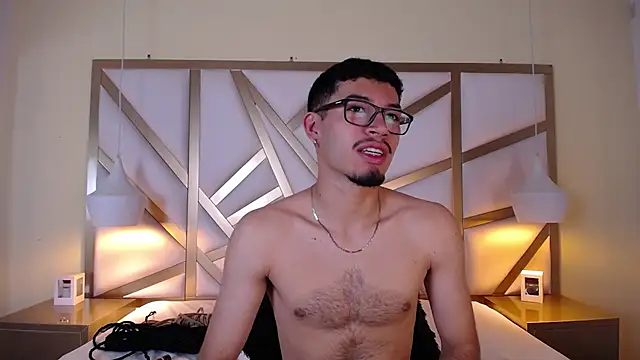 Jaxon_Carter's cam snapshot