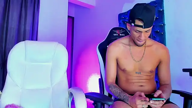 daddys_insanee's cam snapshot