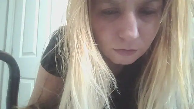 bootiebby live sex cam