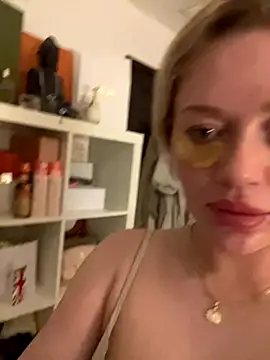 blissdimicco live sex cam