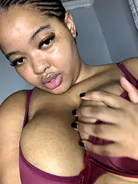 sexytinashe21 live sex cam