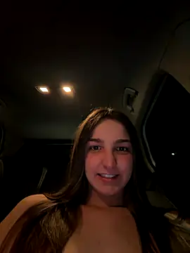 DoriDeluxe66 live sex cam