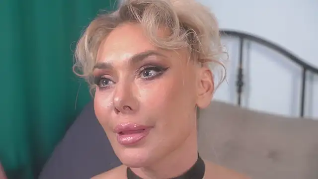 IsadoraDunkan live sex cam