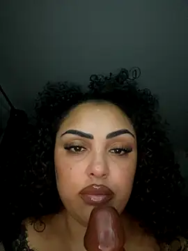 CaramelCarmenxox live sex cam