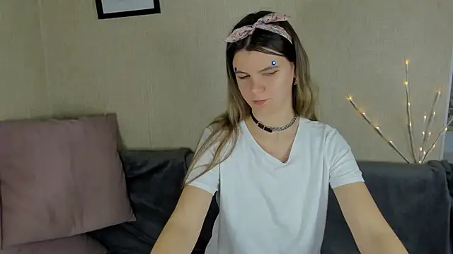 Zorianaa live sex cam