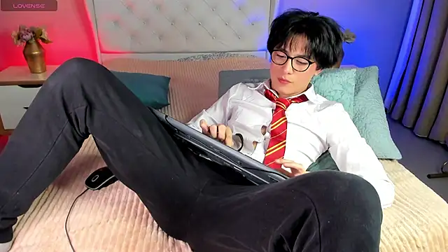 cherryy_boy live sex cam