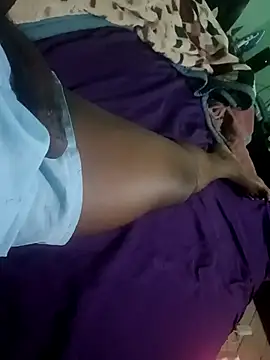 FruitedPlaymate live sex cam