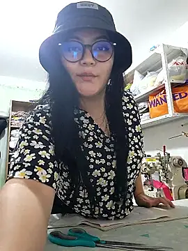 Sakura_0505 live sex cam