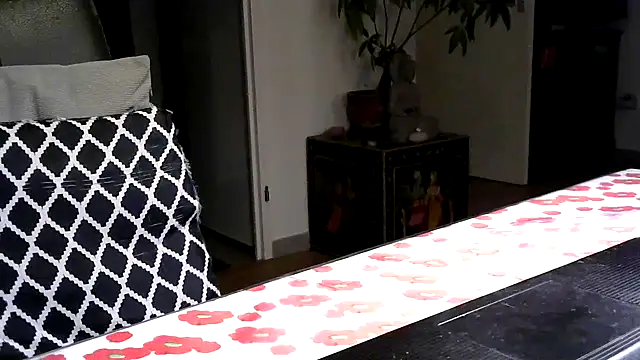 frenchblackc31 live sex cam