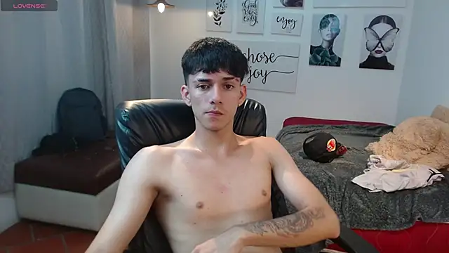 AmethystShadow17 live sex cam