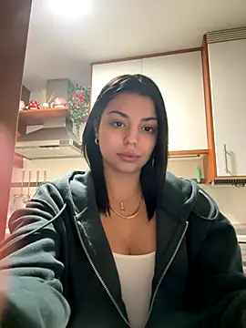 Noeliagglow live sex cam