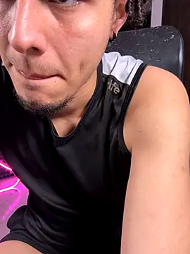 bigryann23 live sex cam