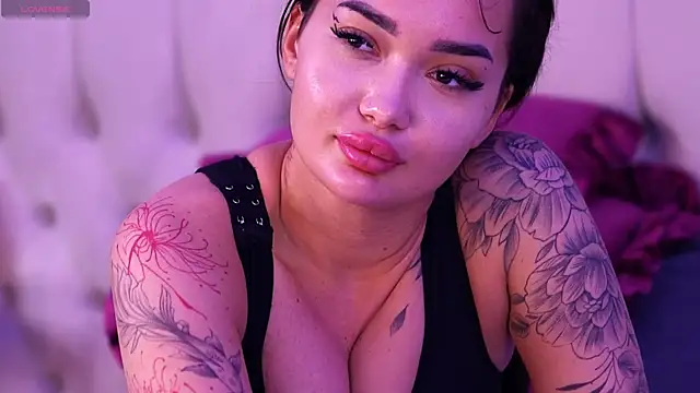 SashaFerrera's cam snapshot