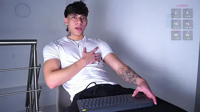 Josep_Davies live sex cam