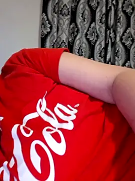 Ariana381's cam snapshot