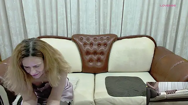 Kati000888 live sex cam