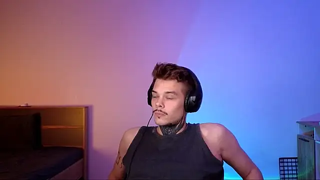 DENIS_HERE live sex cam